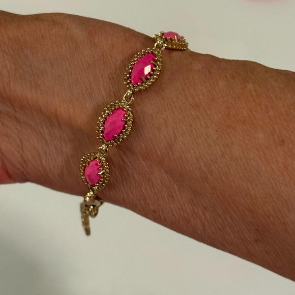 Kendra Scott Jana Magenta Bracelet GUC - Picture 8 of 14